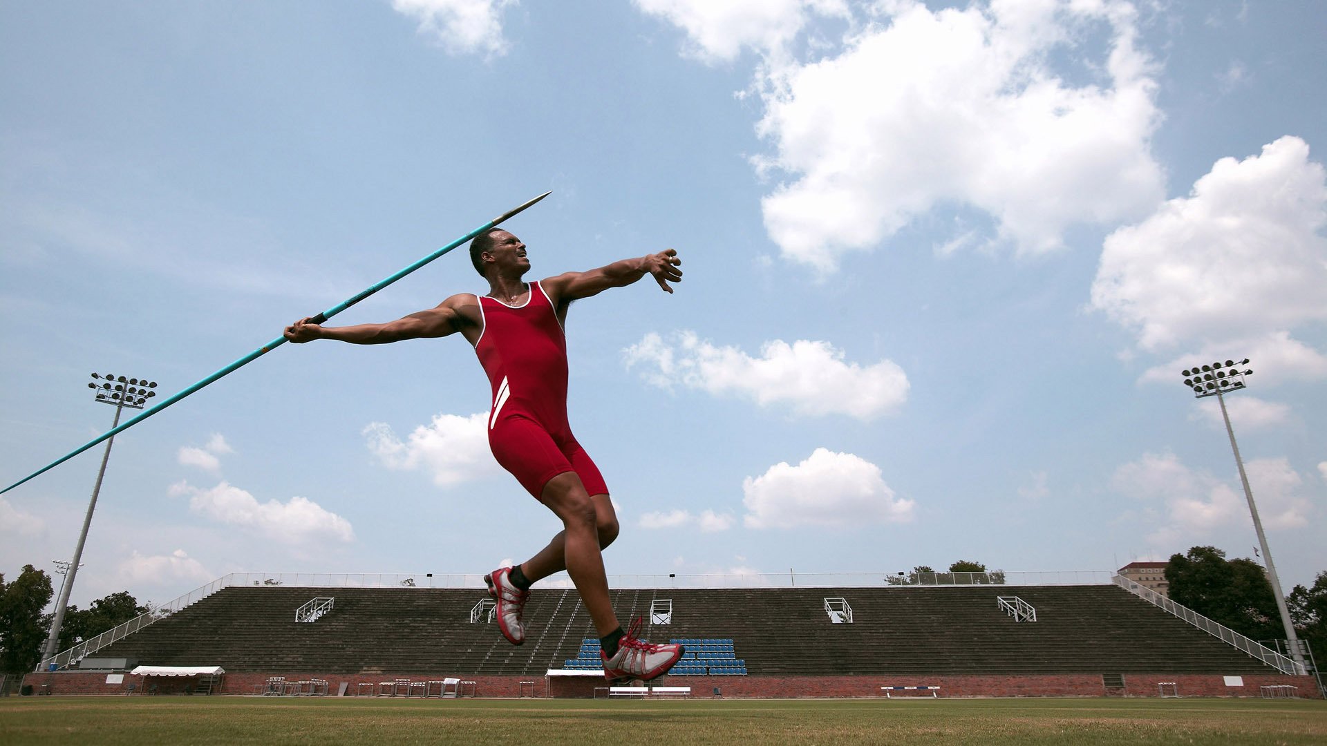 联盟不断优化青少年比赛评审体系推动公平公正，完善青少年赛事体系